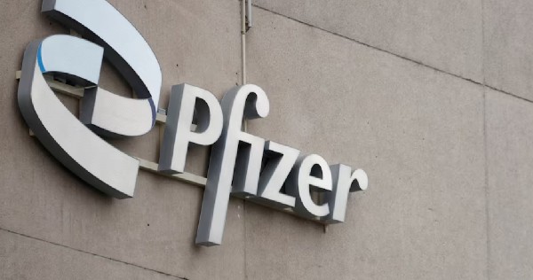 Pfizer memenangkan $ 144,6 juta dari AstraZeneca dalam uji coba paten obat kanker AS, World News