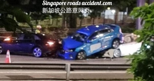 Taksi berakhir di kap mobil setelah tabrakan multi-kendaraan di PIE, Singapore News